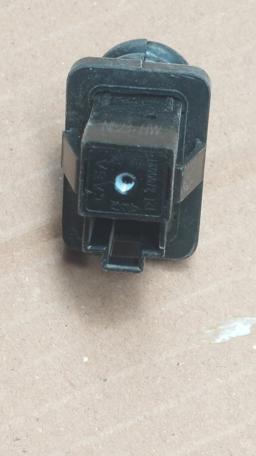 ميکروسوئيچ لادري جلو | T21-3700021