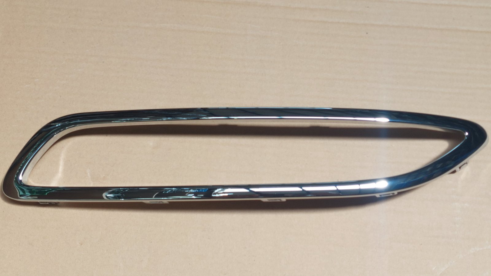 قاب چراغ مه شکن عقب راست | T15-2804615QA