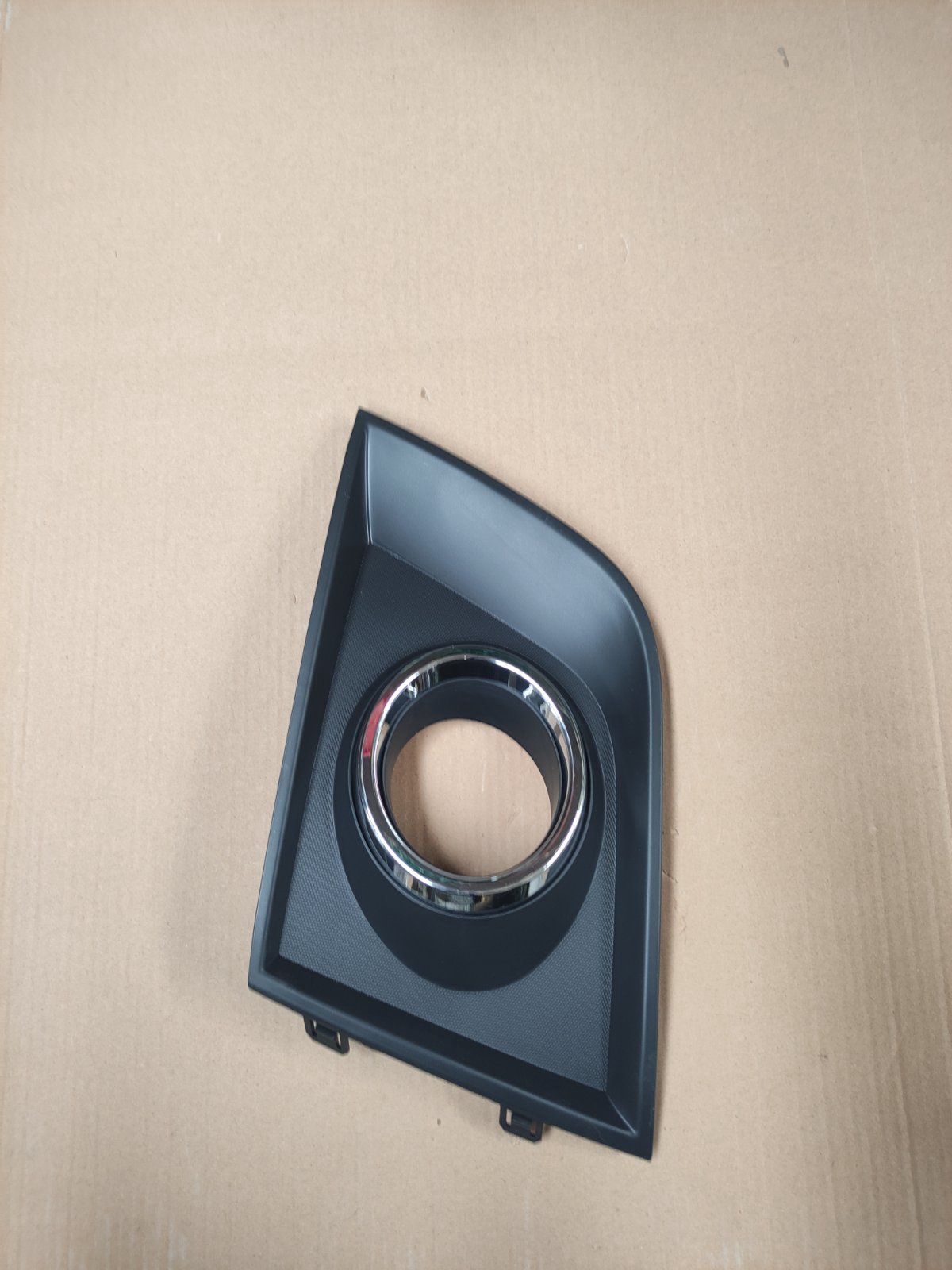 قاب چراغ مه شکن جلو راست | T11-2803574PQ