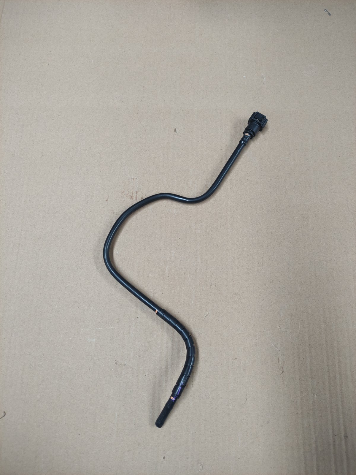 لوله بخار بنزين کنيستر | T11-1104310DA