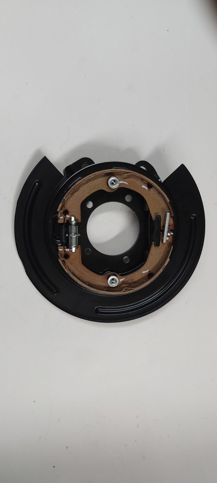طبق ترمز دستی چرخ عقب راست | T15-3502080