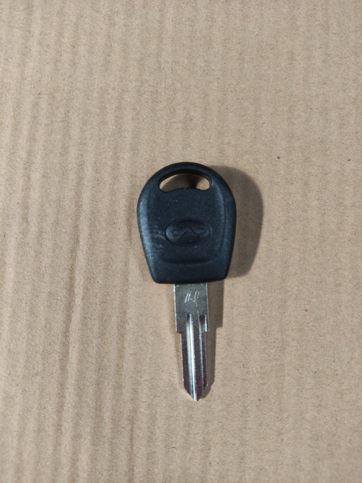 کليد يدکی خام بدون ريموت | S11-8CB6105300