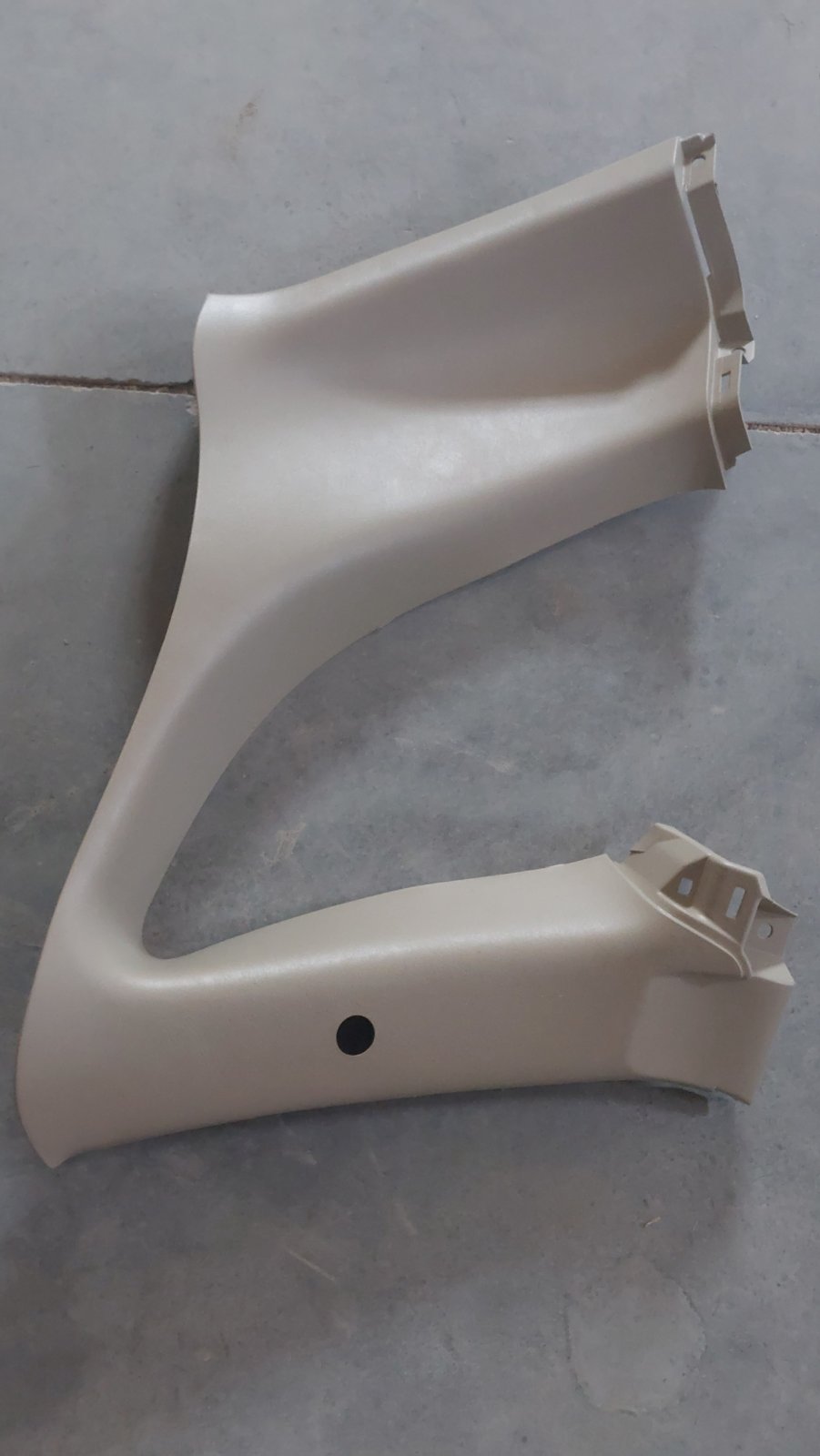 قاب بالائی ستون عقب راست | T11-5402380EV