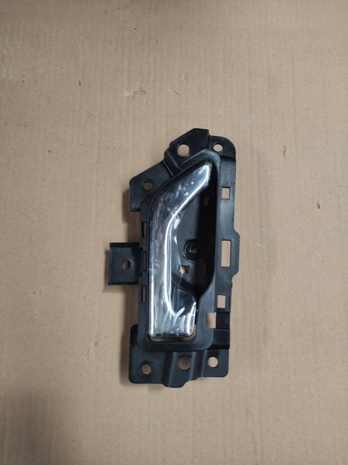 دستگیره داخلی بازکن درب عقب راست | J60-6205180