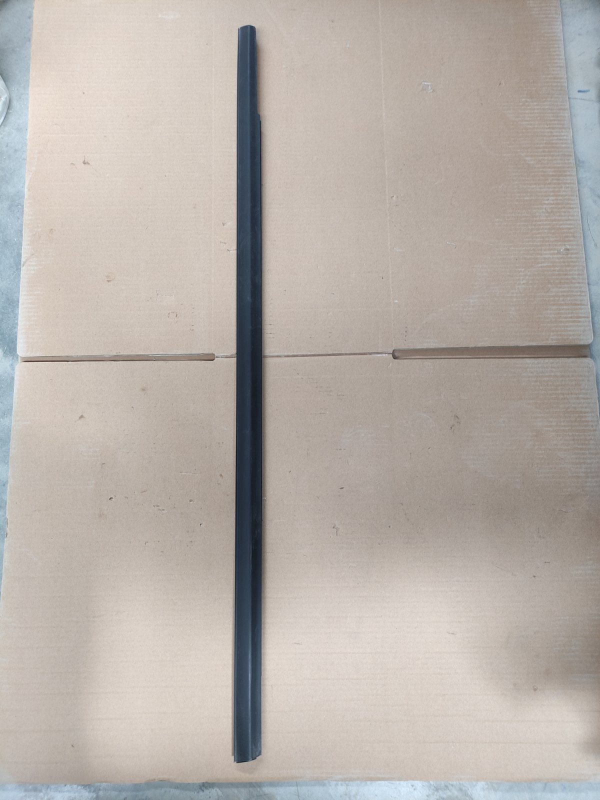 آبگیر بیرونی درب عقب راست | J15-6207020