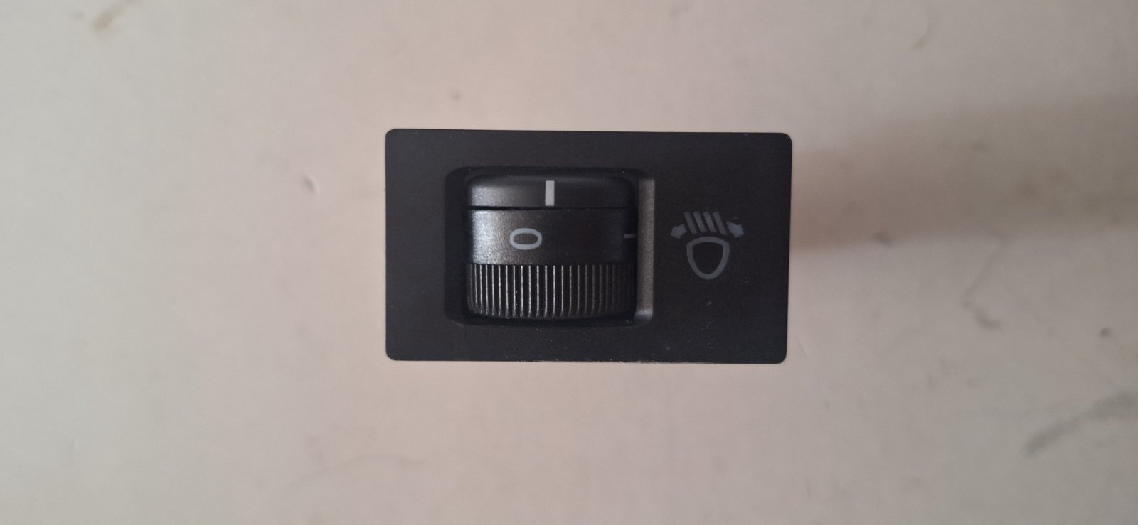 کليد تنظیم چراغ جلو | T11-3772090CB