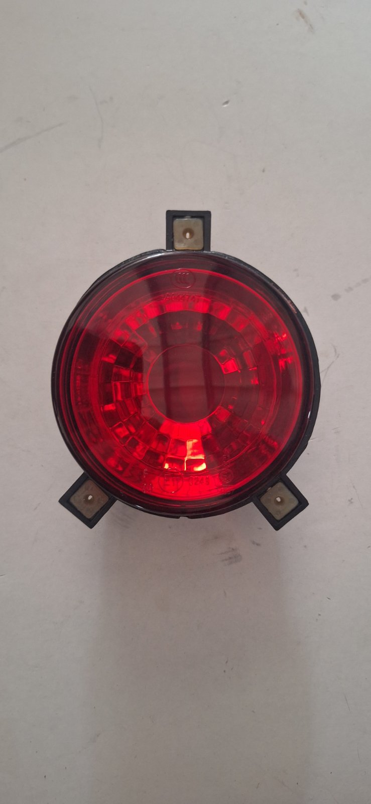 چراغ مه شکن عقب راست | T11-3732040