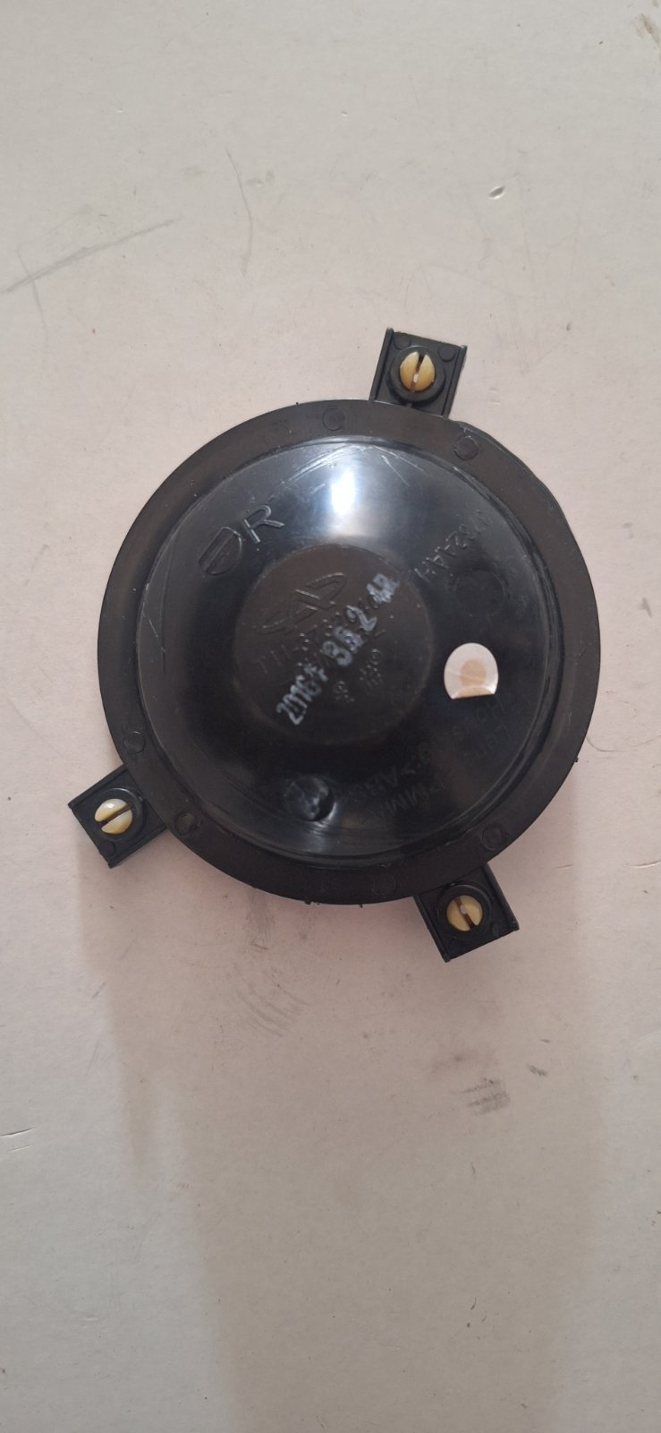 چراغ مه شکن عقب راست | T11-3732040