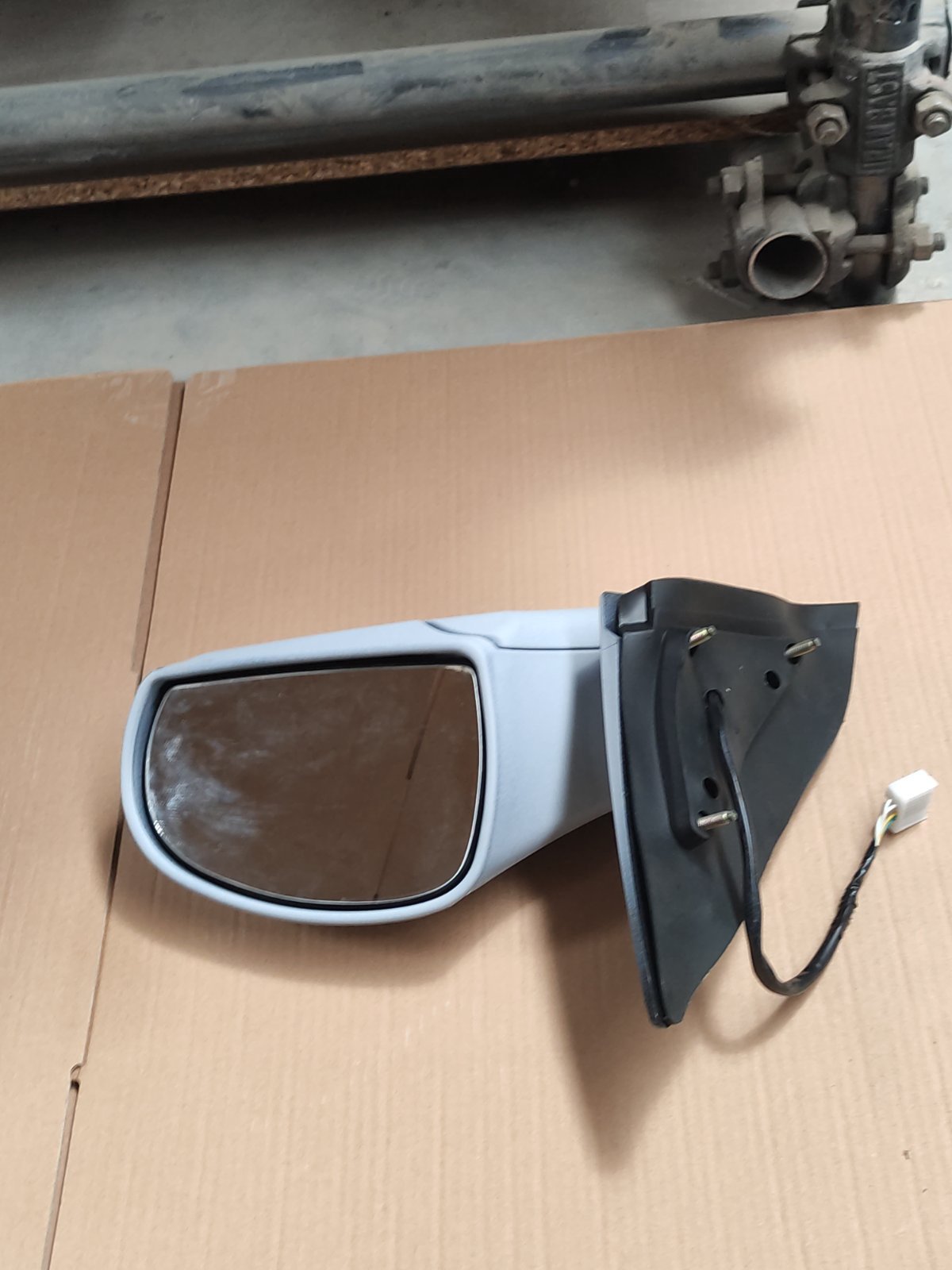 آینه برقی راست | A21-8202020FD-DQ