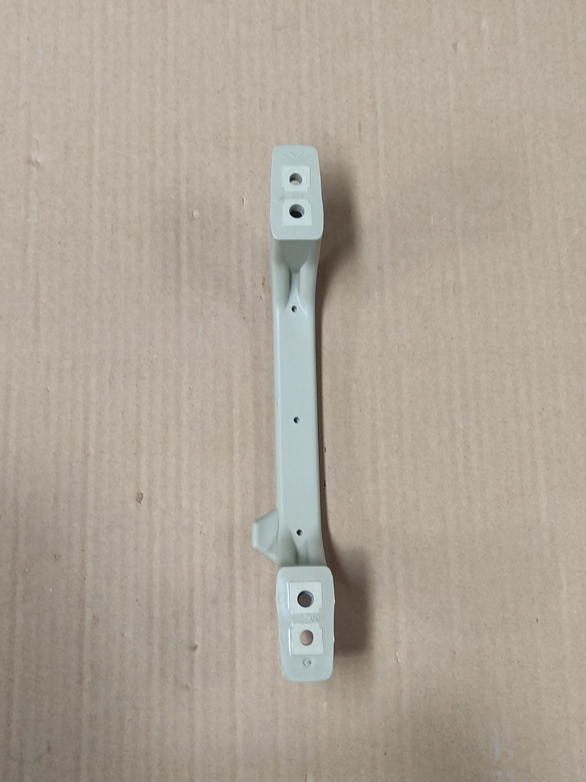 دستگيره سقف | A13-6906010FL