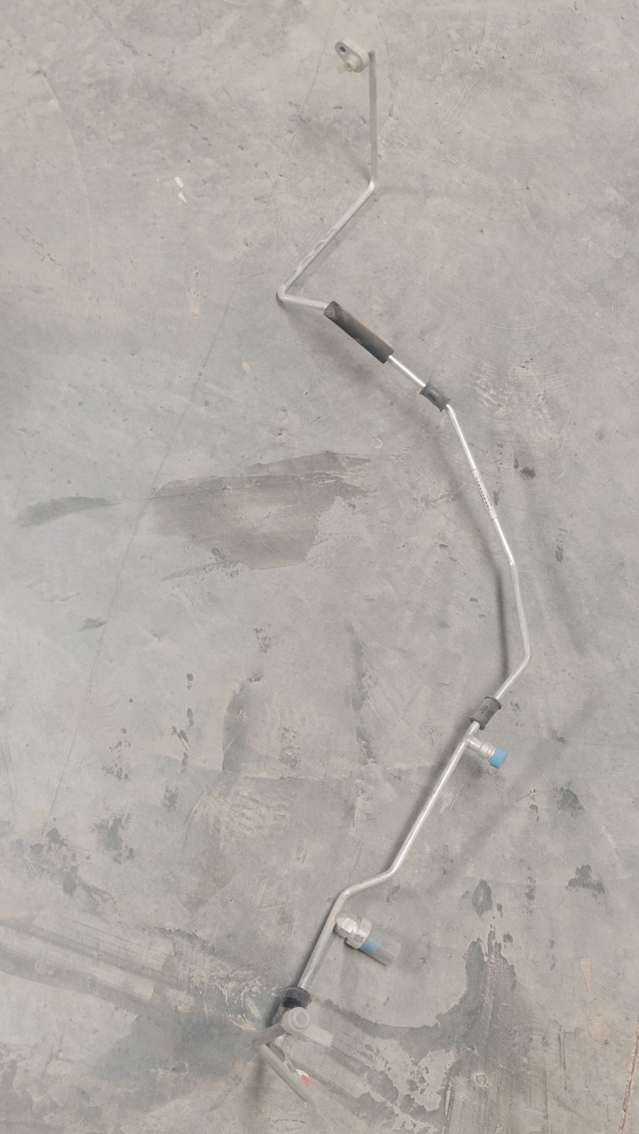 لوله کندانسور به اواپراتور | J60-8108050