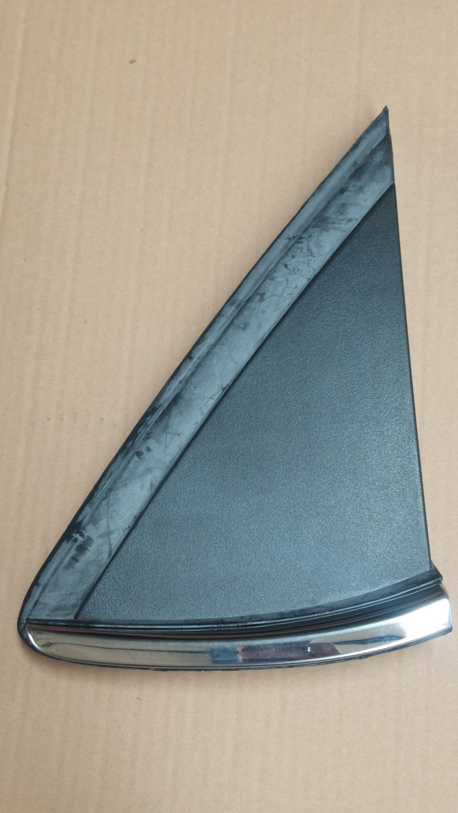 قاب بیرونی لچکی عقب راست | J60-5402540BA