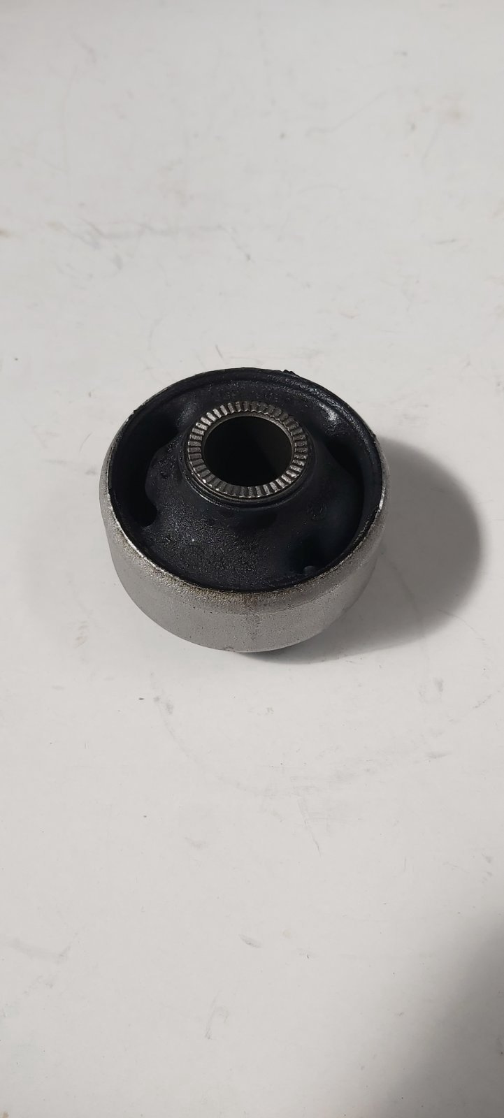 بوش عقبی طبق جلو | J69-2909070