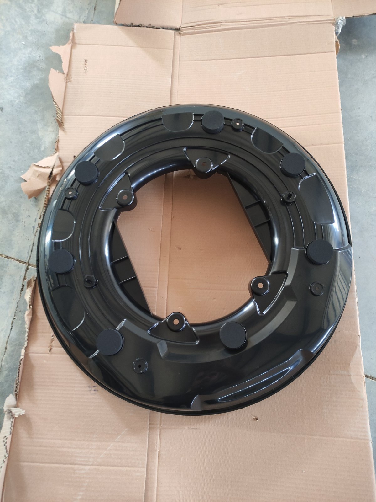 قاب داخلي زاپاس Tiggo 3 | T11-6302520PQ