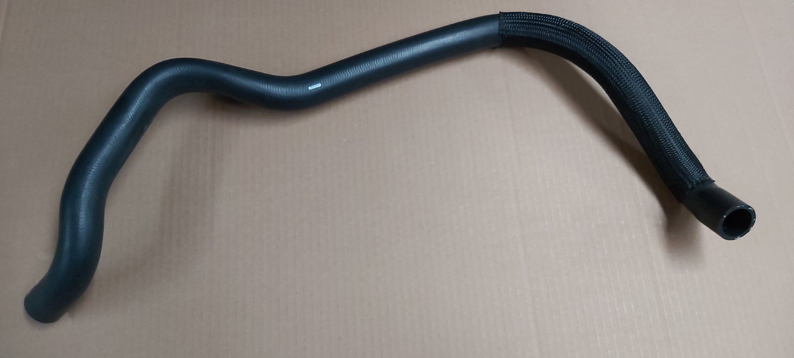 شیلنگ پائینی رادیاتور | J60-1303301