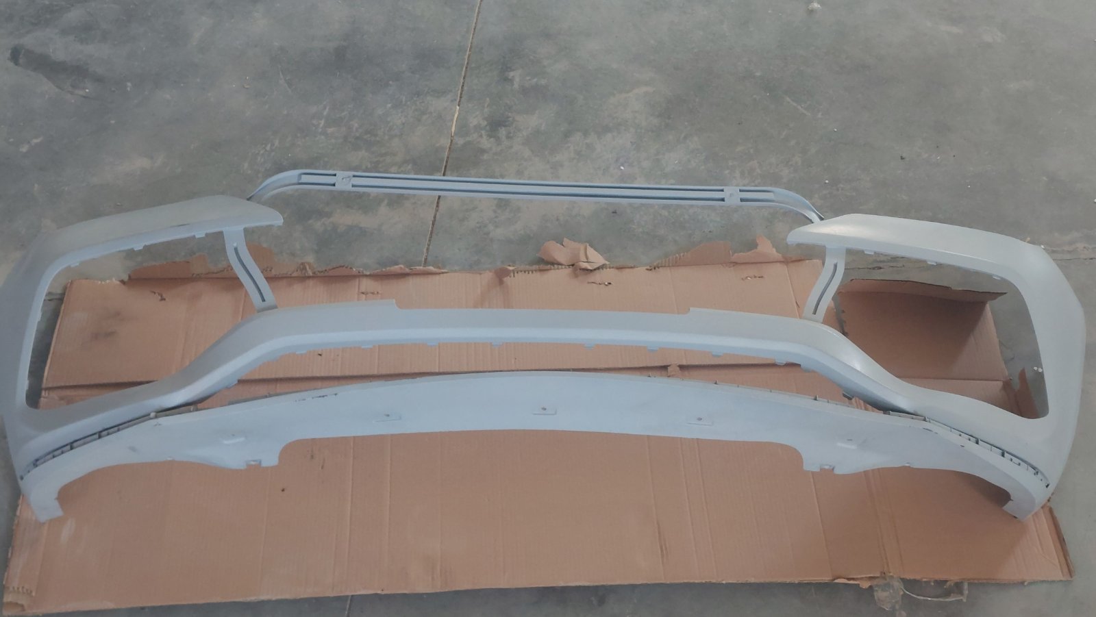 پوسته بالائی سپر جلو | J60-2803515FL-DQ
