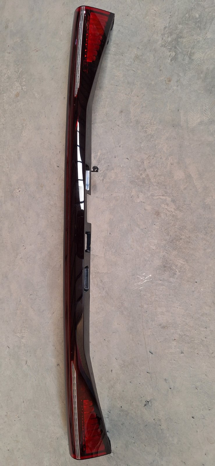 چراغ خطر عقب وسط | 605000724AA