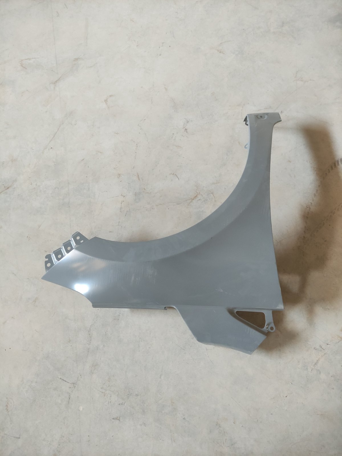 گلگیر جلو راست | J60-8403102FL-DY