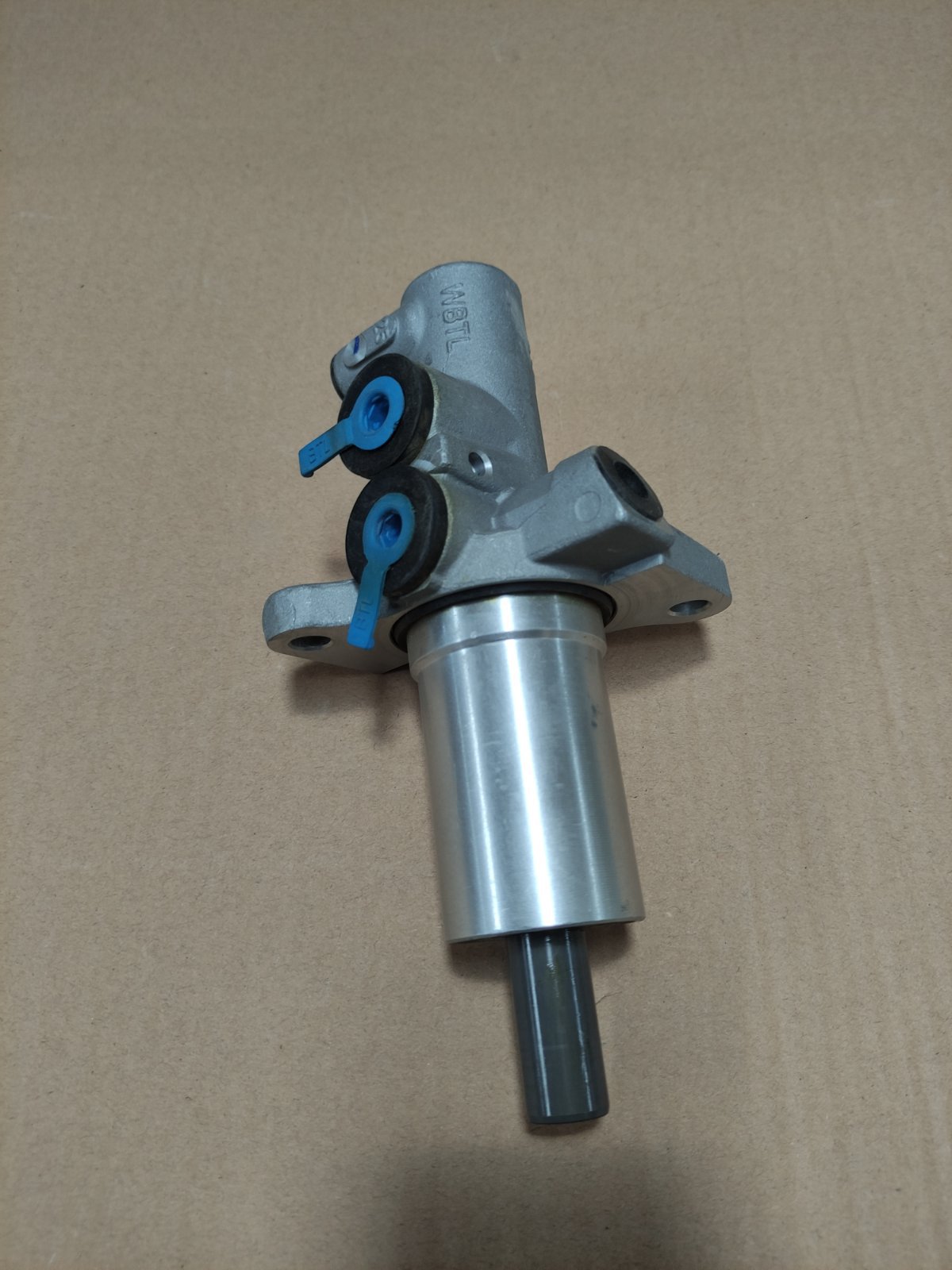 سیلندر اصلی ترمز | T21-6GN3505010