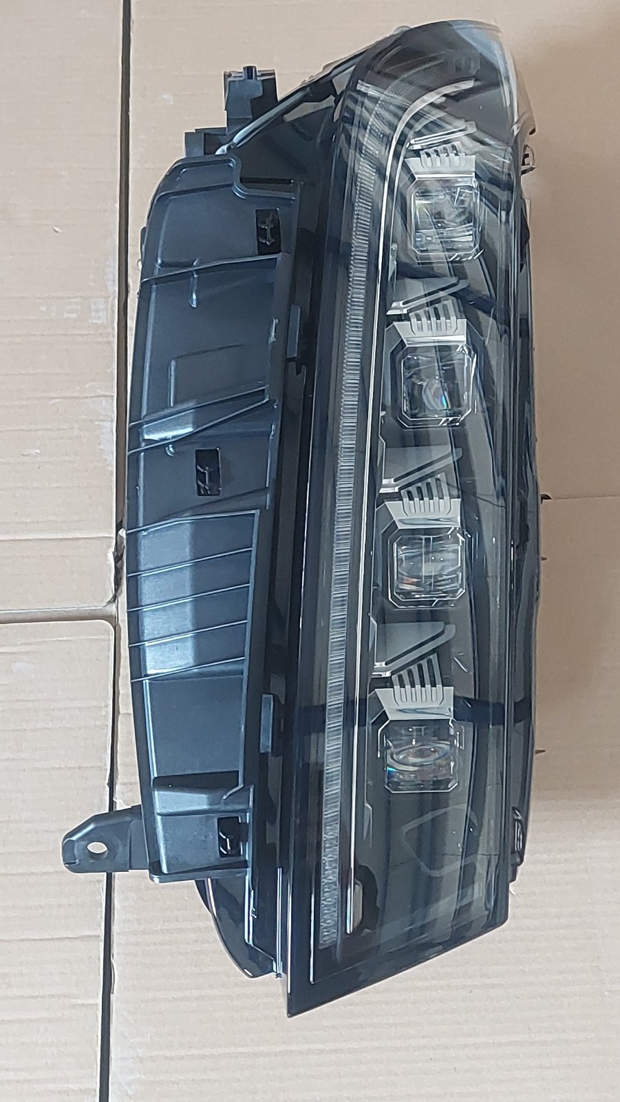 چراغ جلو راست