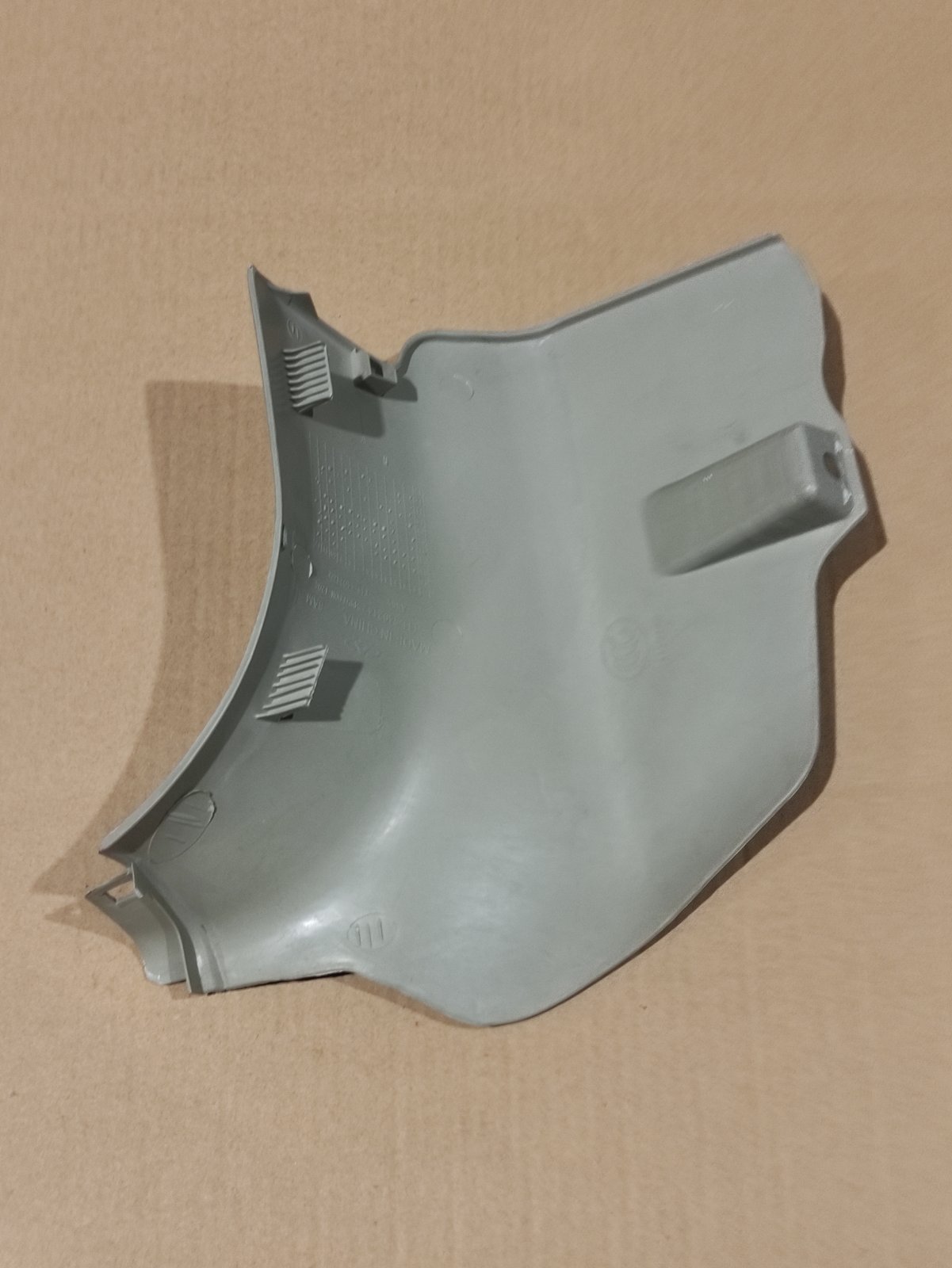 قاب پائینی ستون جلو راست | T11-5402160BA